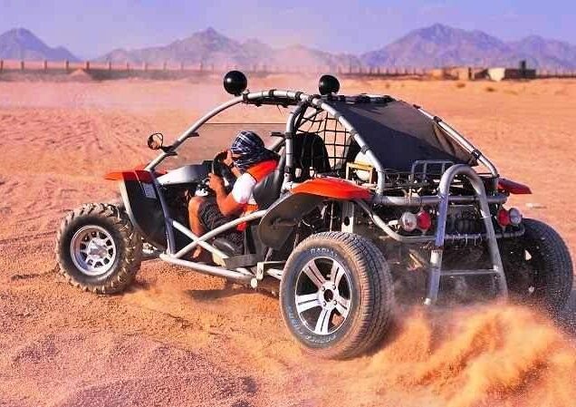 Buggy car desert safari