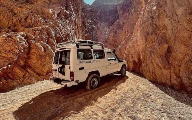 Colored Canyon Safari and Blue hole (2)